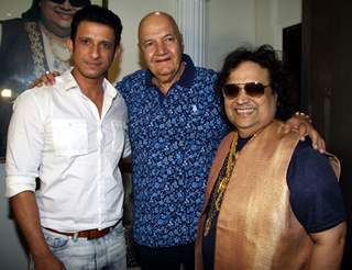 Sharman Joshi and Prem Chopra and Bappi LahiriMahurat of Film Sayonara Phir Milenge at Lahiri House