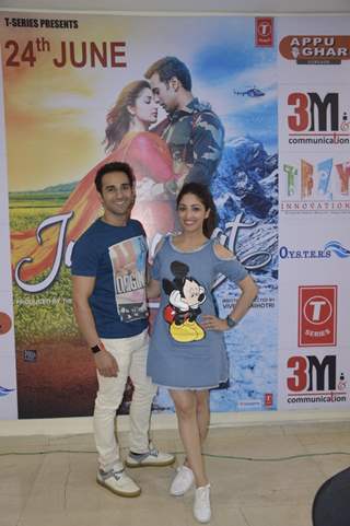 Actress Yami Gautam and Actor Pulkit Samrat pose for media at Press Meet of film 'Junooniyat'