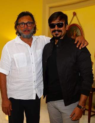 Celebs Arrive at 'IIFA Awards' in Madrid: Rakesh Omprakash Mehra and Vivek Oberoi