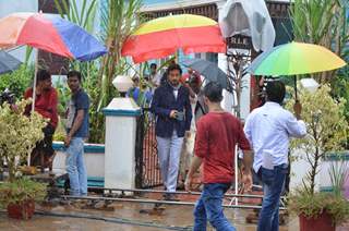 Irrfan Khan on the sets of ' Chidiya Ghar'