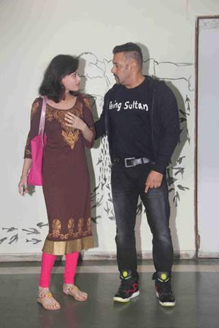 Salman Khan and Sneha Ullal Attends Daisy Shah's Debut Play 'Begum Jaan'