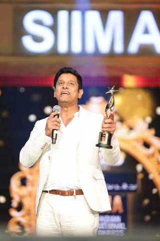 Chiyaan Vikram at SIIMA Awards 2016