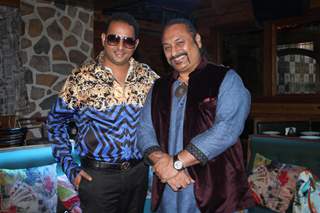 Lesle Lewis announces his Bollywood Badshah concert at TAP Resto Bar, Andheri