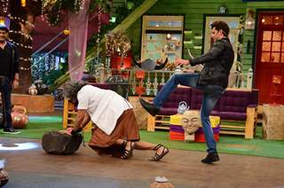 Hrithik Roshan and Gaurav Gera Promotes 'Mohenjo Daro' on sets of The Kapil Sharma Show