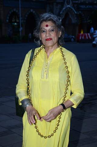 Dolly Thakore at Dilip De's art event