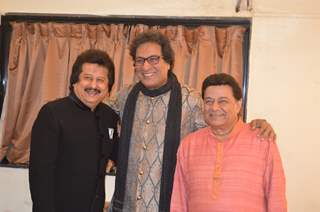 Pankaj Udhas, Talat Aziz and Anup Jalota at 'Friendship Gazal Concert'