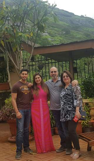 Vahbbiz Dorabjee Dsena Celebrate Rakshabandhan with Family