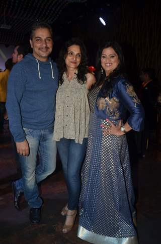 Varun Badola with wife Rajeshwari Sachdev at Singer Richa Sharma's Birthday Bash