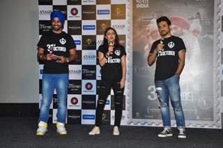 Soha Ali Khan and Vir Das at Trailer Launch of Film '31st October'