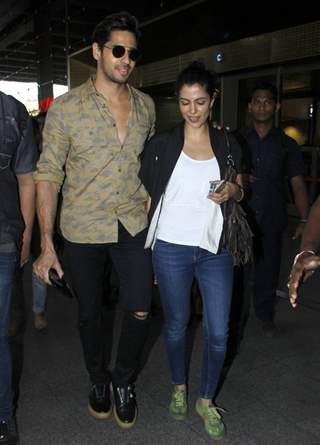 Airport Stories: Sidharth Malhotra and Nitya Mehra!