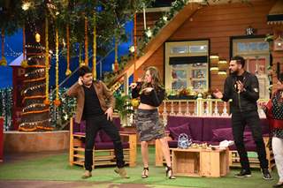 Yuvraj Singh and Hazel Keech visit on sets of 'The Kapil Sharma Show'