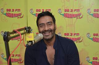 Ajay Devgan promotes 'Shivaay' at Radio Mirchi