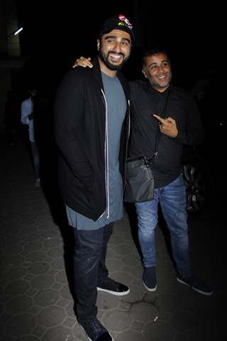 Arjun Kapoor and Chetan Bhagat at Mohit Suri's Bash!!