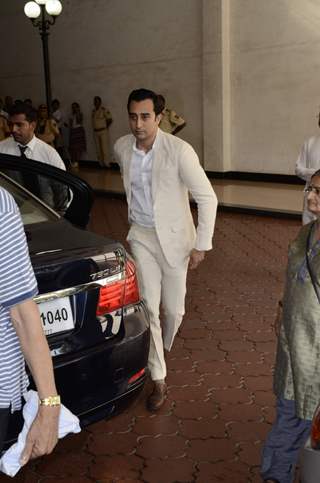 Rahul Khanna attend Prayer Meet of Vinod Khanna