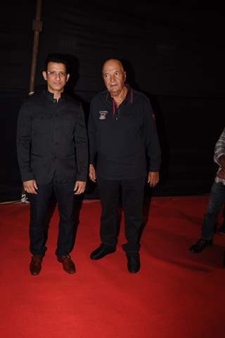 Sharman Joshi and Prem Chopra at Dadasaheb Phalke Awards