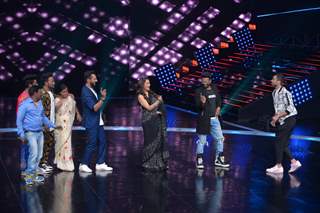 Maduri Dixit on Dance Plus 4 Sets