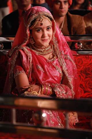 Ashi Singh aka Naina Bridal look from Yeh Un Dinon Ki Baat Hai