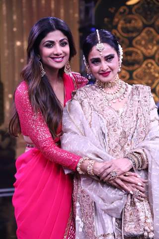 Shilpa and Rekha pose for a picture