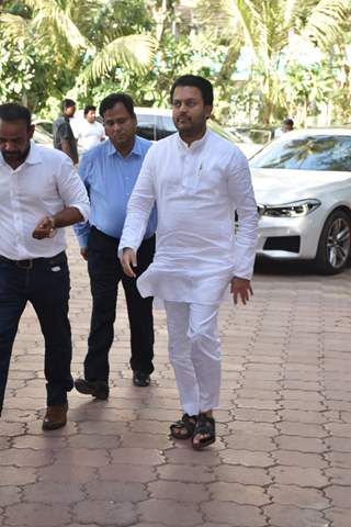 Abhishek Kapoor at Veeru Devgan prayer meet 