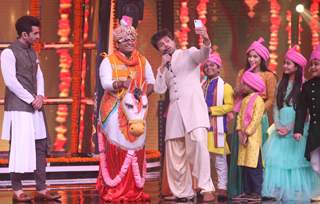 Shaadi Dhamaal On The Sets Of Sony TV's Uperstar Singer