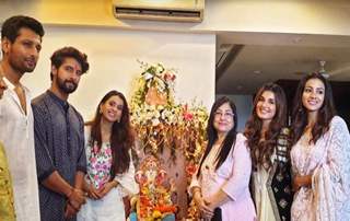 Indraneil Sen Gupta- Ravi Dubey, Barkha Sen Gupta, Pranitaa Pandit and Shiny Doshi