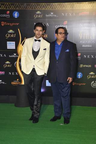 Bollywood celebrities walk the Green Carpet at IIFA awards 2019! 