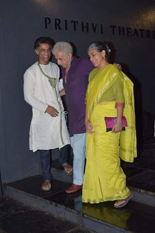 Bollywood celebs spotted at the opening of Prithvi Theatre Festival!