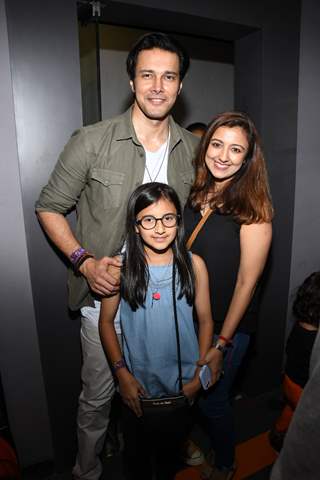 Rajniesh Duggal with wife and daughter