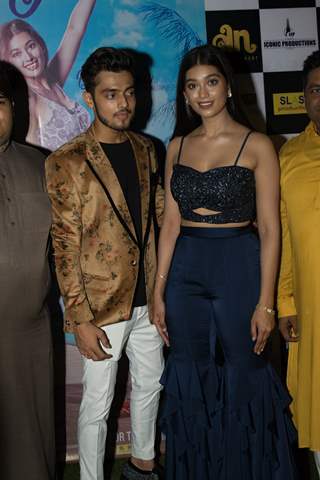 Digangana Suryavanshi, Atul Anand