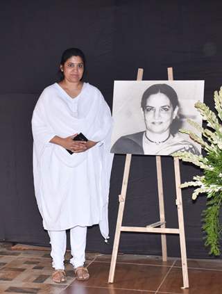 Bollywood celebrities attend the prayer meet of Shaukat Azmi