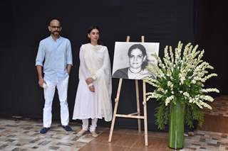 Bollywood celebrities attend the prayer meet of Shaukat Azmi