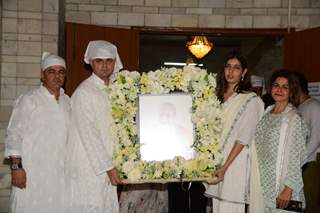 Celebs at the prayer meet of Dabboo Ratnani's deceased mother!