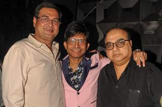 Rumi Jaffery with Kamaal R Khan and Raj Kumar Santoshi 