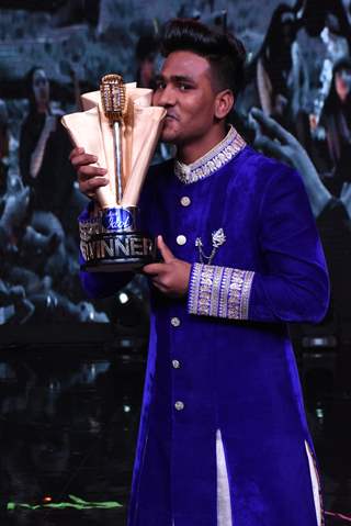 The splendid gala of the  finale of Indian Idol season 11