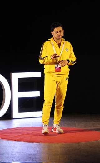 Swapnil Joshi during his TEDxMitaoge Talk on  the 'Gift of Walking'