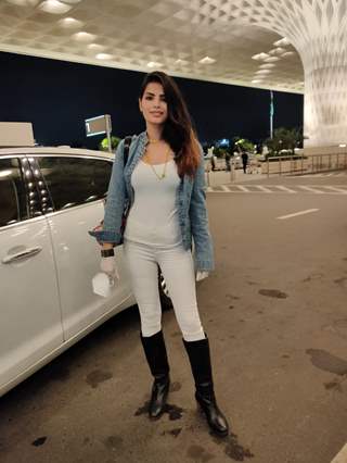 Sonali Raut snapped at Airport!