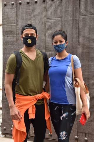 Ishita Dutta and Vatsal Sheth snapped at gym in Juhu! 