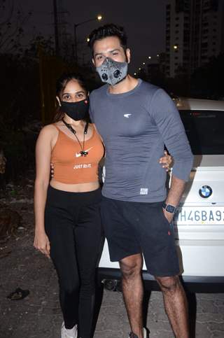 Television star Mrunal Jain snapped with his girlfriend in Lokhandwala, Andheri