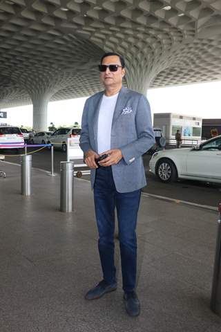 Rajat Sharma spotted at the airport