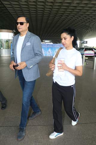Rajat Sharma and his wife Ritu Dhawan spotted at airport