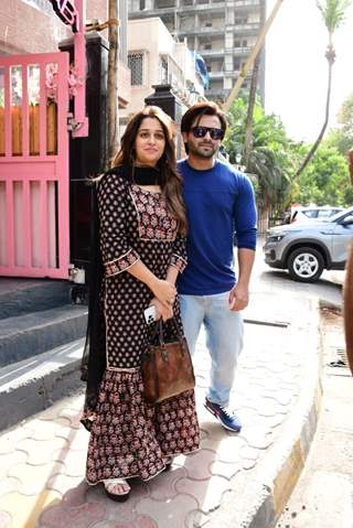 Dipika Kakar and Shoaib Ibrahim spotted in Juhu  