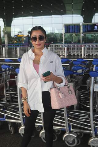 Tina Datta spotted at the Mumbai airport