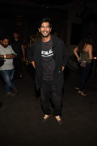  Sehban Azim snapped at Ridhima Pandit’s birthday bash