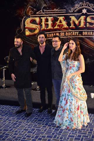 Ranbir Kapoor, Sanjay Dutt, Vaani Kapoor and Karan Malhotra promoting their upcoming film Shamshera in Dwarka in New Delhi