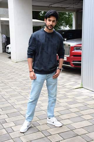 Shivin Narang spotted promoting their latest song Barsaat Ho Jaaye at T-Series Office in Andheri 
