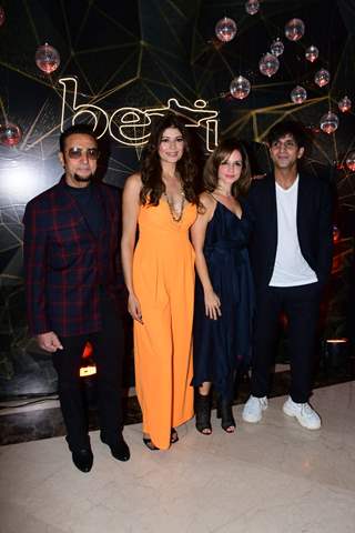 Gulshan Grover, Pooja Batra, Sussanne Khan, Arslan Goni clicked at the Beti Fashion Show