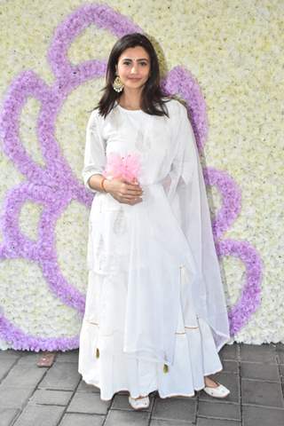 Daisy Shah looked pretty in a white ethnic wear for Ganesh Chaturthi celebration