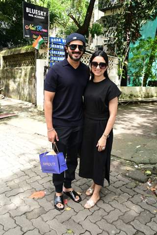 Dulquer Salmaan spotted with wife Amal Sufiya in Juhu 