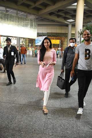 Srinidhi Shetty spotted at the Mumbai airport