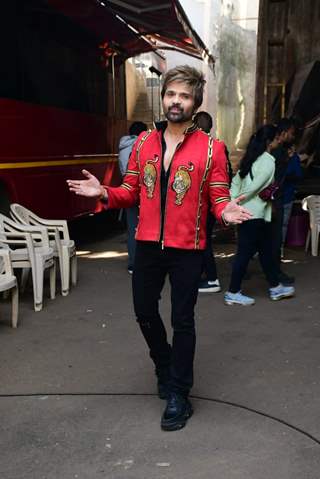 Himesh Reshammiya spotted on the set of Indian Ideol 13 